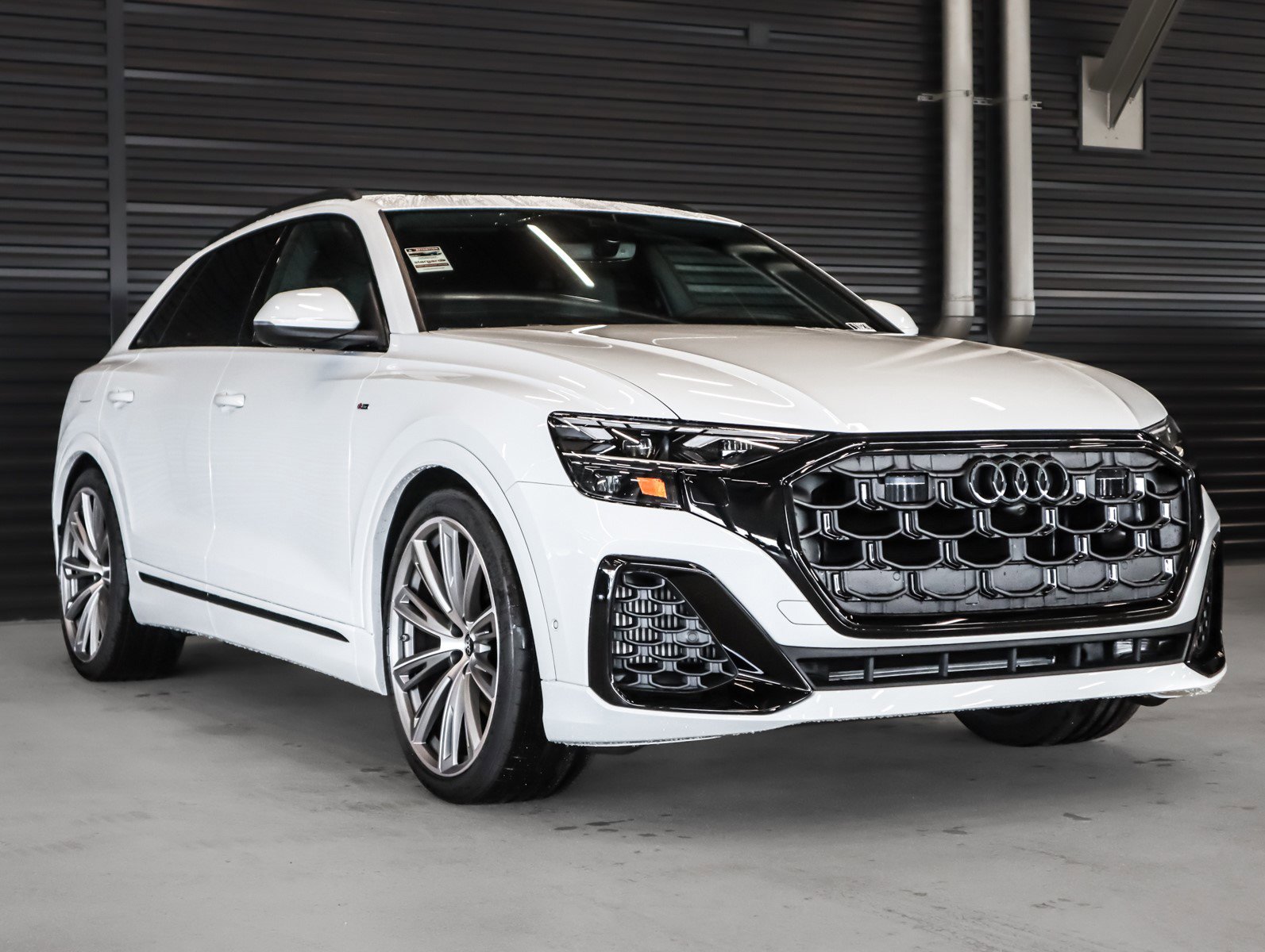 New 2026 Audi Q8 Prestige image 11