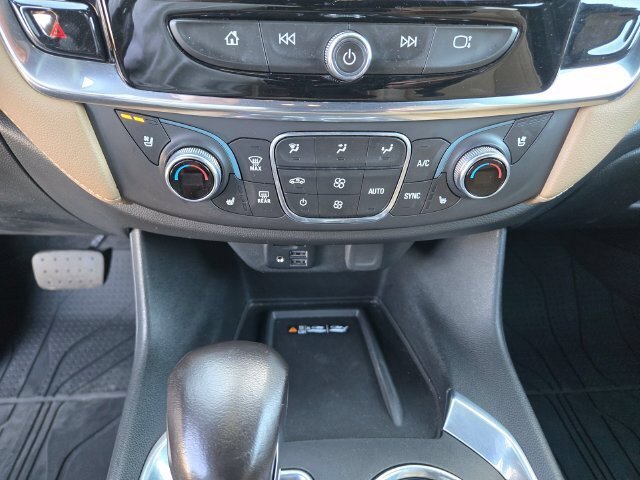 Used 2022 Chevrolet Traverse Premier w/ LPO, Floor Liner Package AWD/4WD image 17