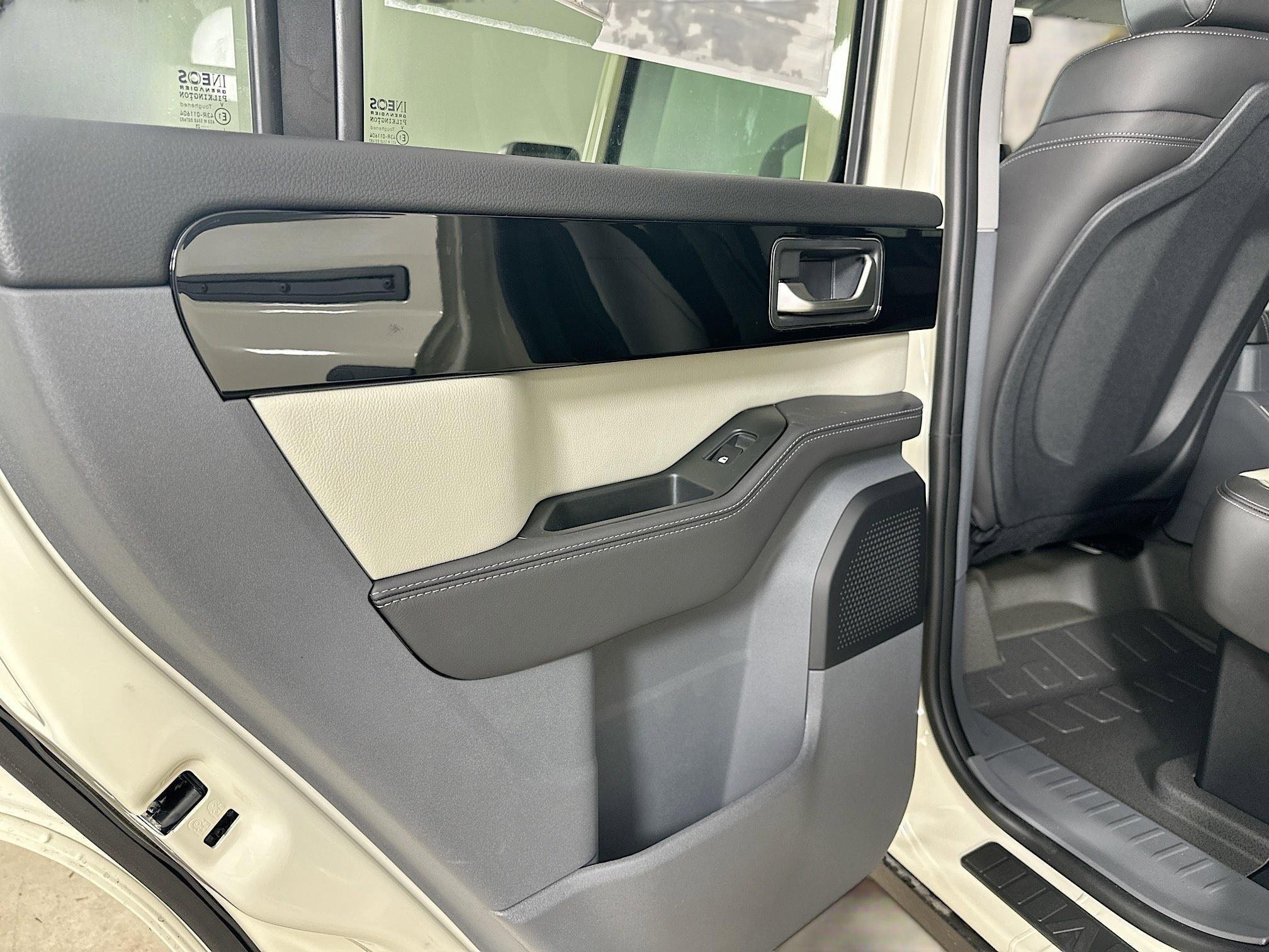New 2025 INEOS Grenadier Station Wagon AWD/4WD image 36