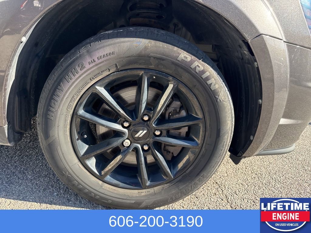 Used 2020 Dodge Journey SE w/ Blacktop Package image 6