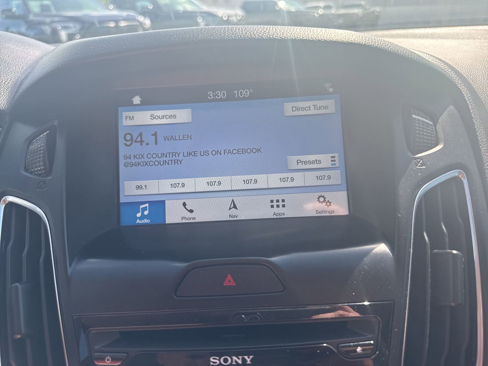 Used 2018 Ford Focus Titanium FWD image 26