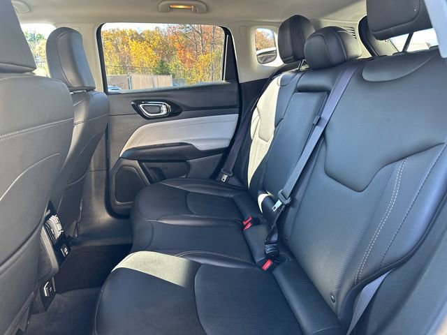 Used 2022 Jeep Compass Limited image 17