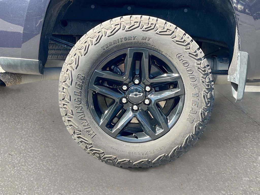 Used 2024 Chevrolet Silverado 1500 Custom Trail Boss image 27