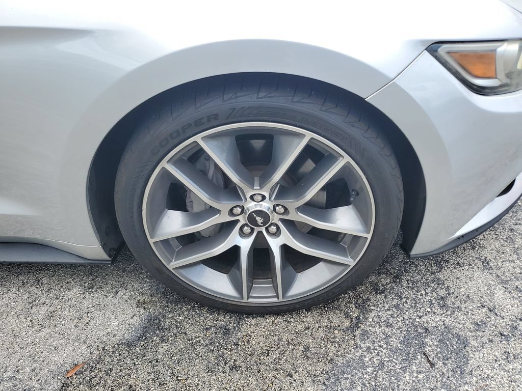Used 2016 Ford Mustang GT Premium w/ Enhanced Security Package RWD image 8