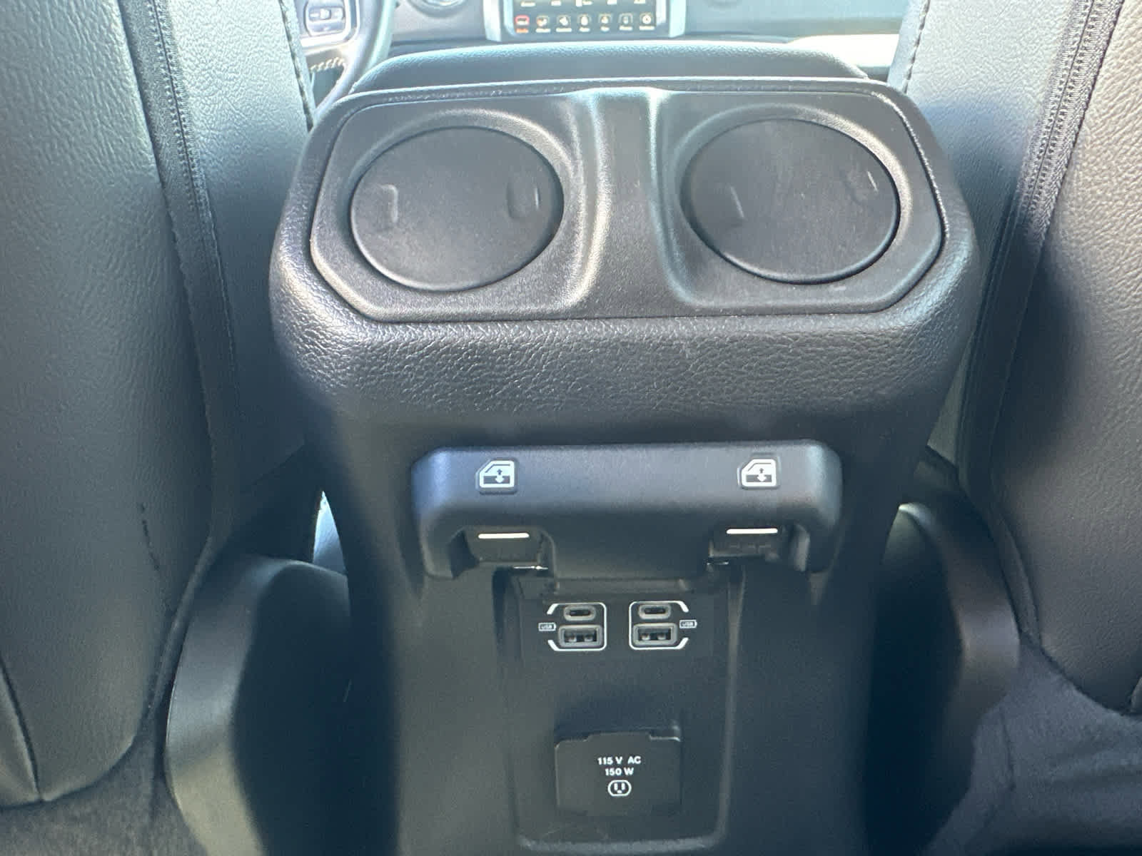 Used 2023 Jeep Wrangler Sahara w/ Cold Weather Group image 21