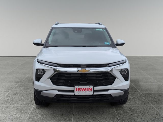 Used 2025 Chevrolet TrailBlazer LT w/ LT Cold Weather Package AWD/4WD image 8