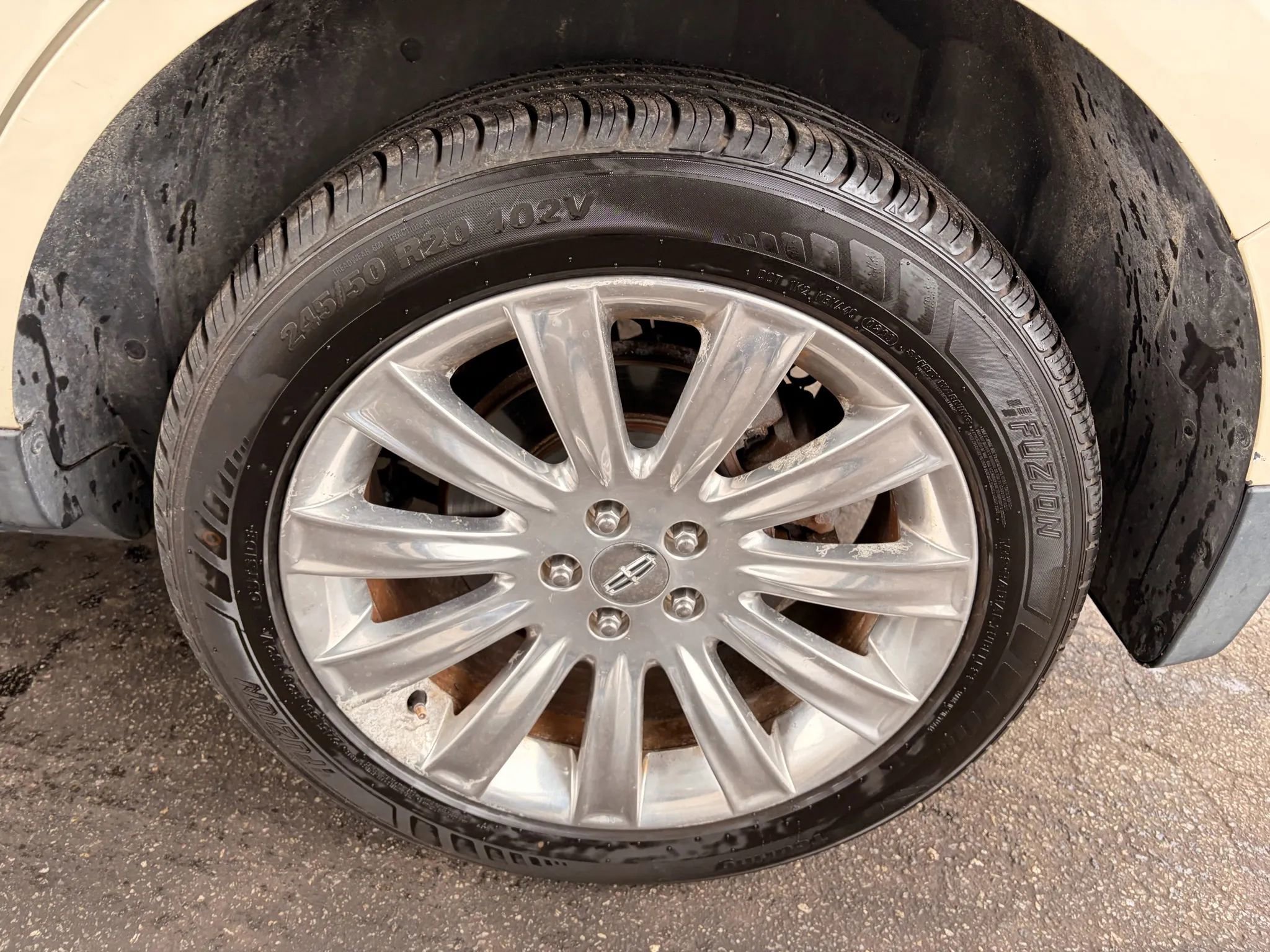 Used 2014 Lincoln MKX AWD w/ Equipment Group 102A image 93