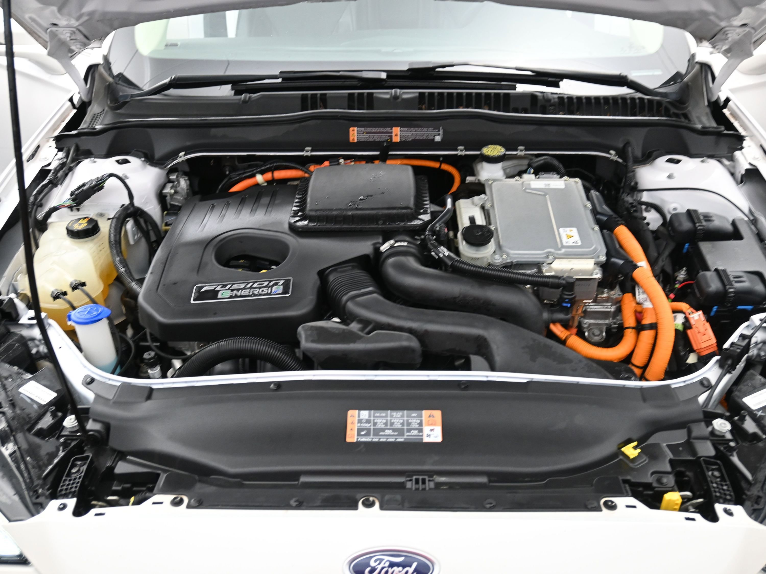 Used 2020 Ford Fusion Energi Titanium FWD image 24