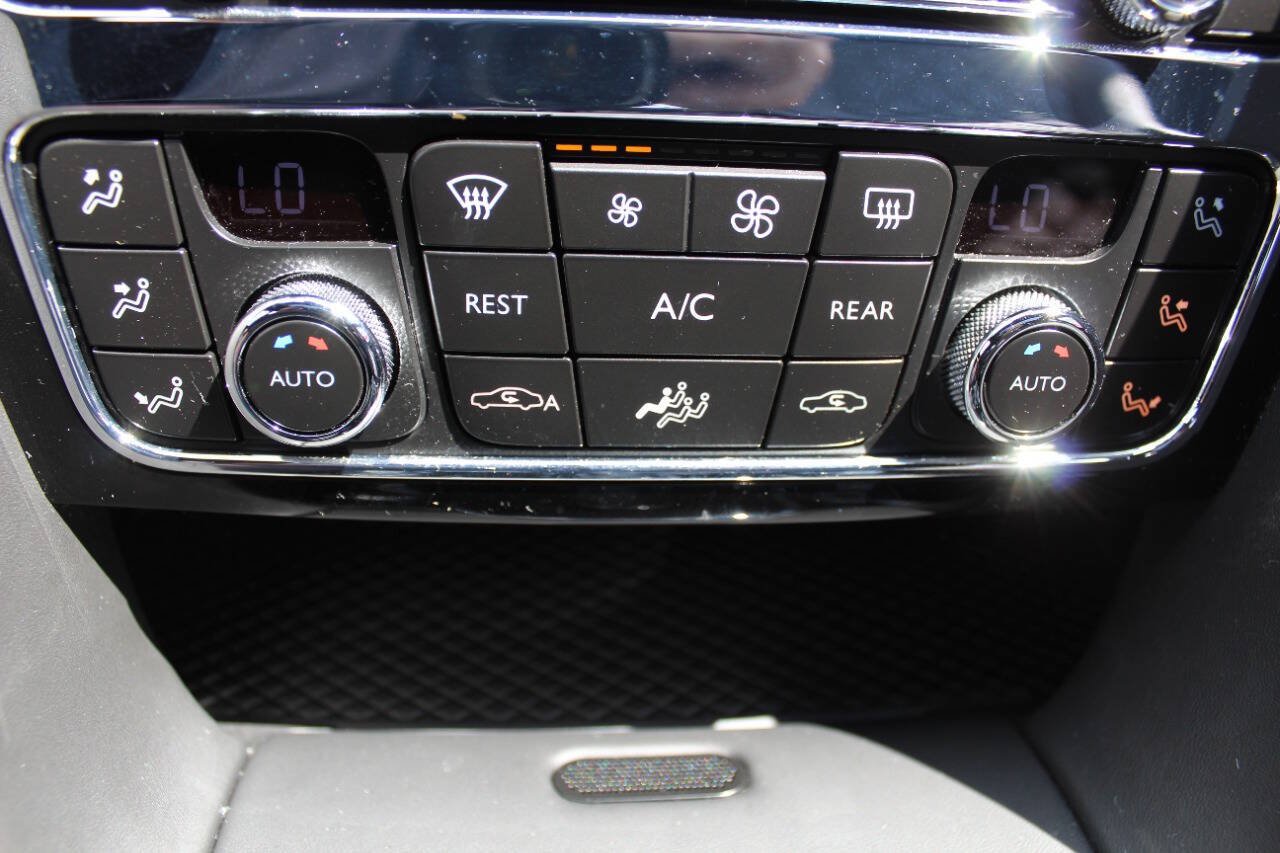 Used 2018 Bentley Flying Spur S V8 AWD/4WD image 15