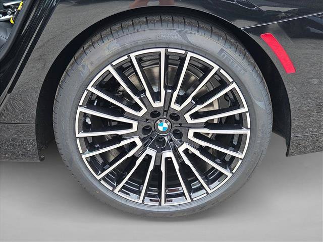 New 2026 BMW 740i xDrive AWD/4WD image 10