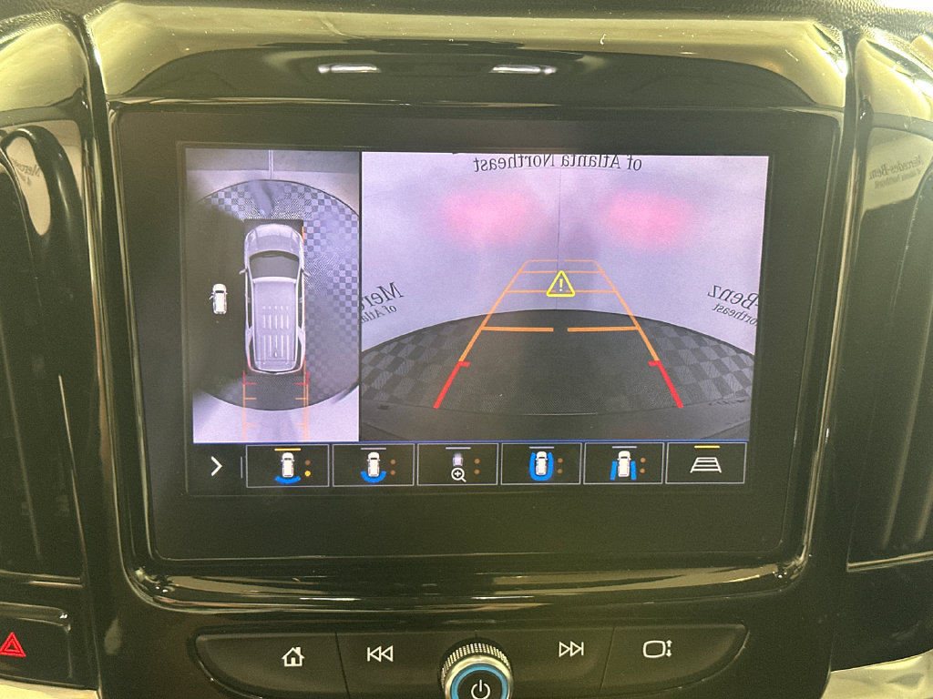 Used 2020 Chevrolet Traverse Premier w/ LPO, 'HIT The Road' Package FWD image 6