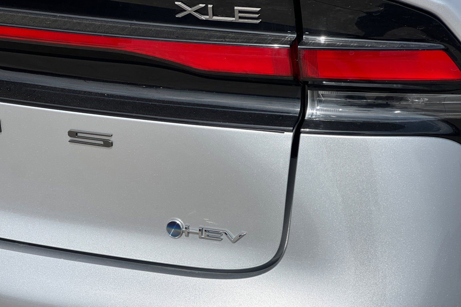 Used 2024 Toyota Prius XLE image 22