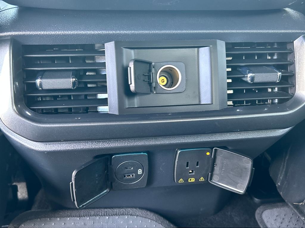 Used 2022 Ford F150 Lariat w/ Max Trailer Tow Package image 28