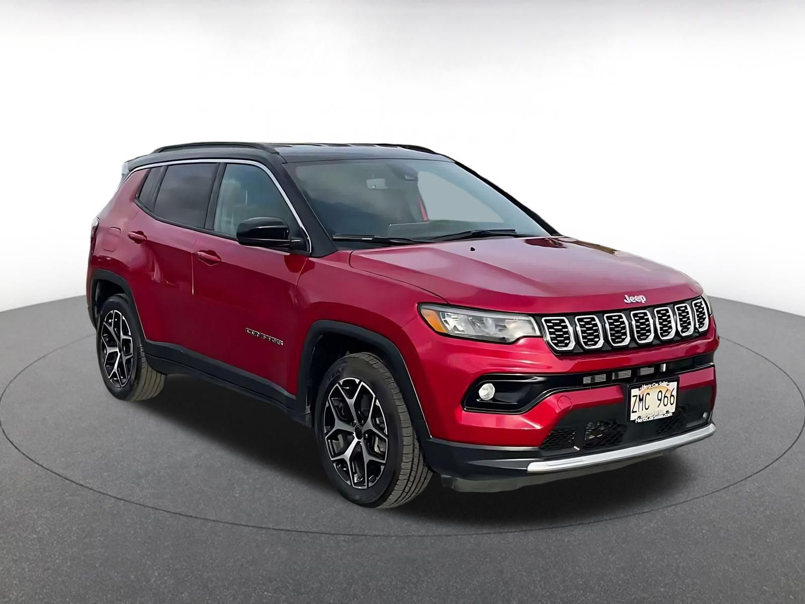 Used 2025 Jeep Compass Limited AWD/4WD image 3