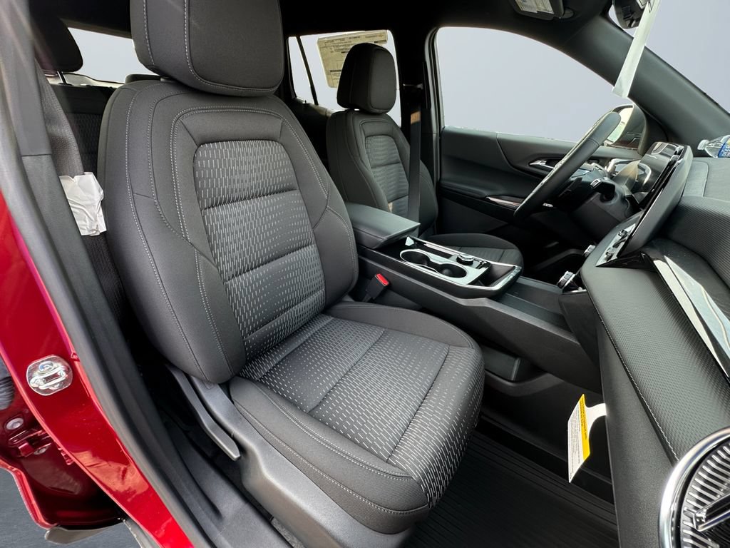 New 2027 Chevrolet Equinox LT w/ Safety and Technology Package FWD image 15