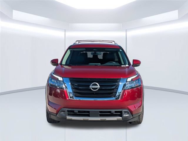 Used 2024 Nissan Pathfinder SL AWD/4WD image 10