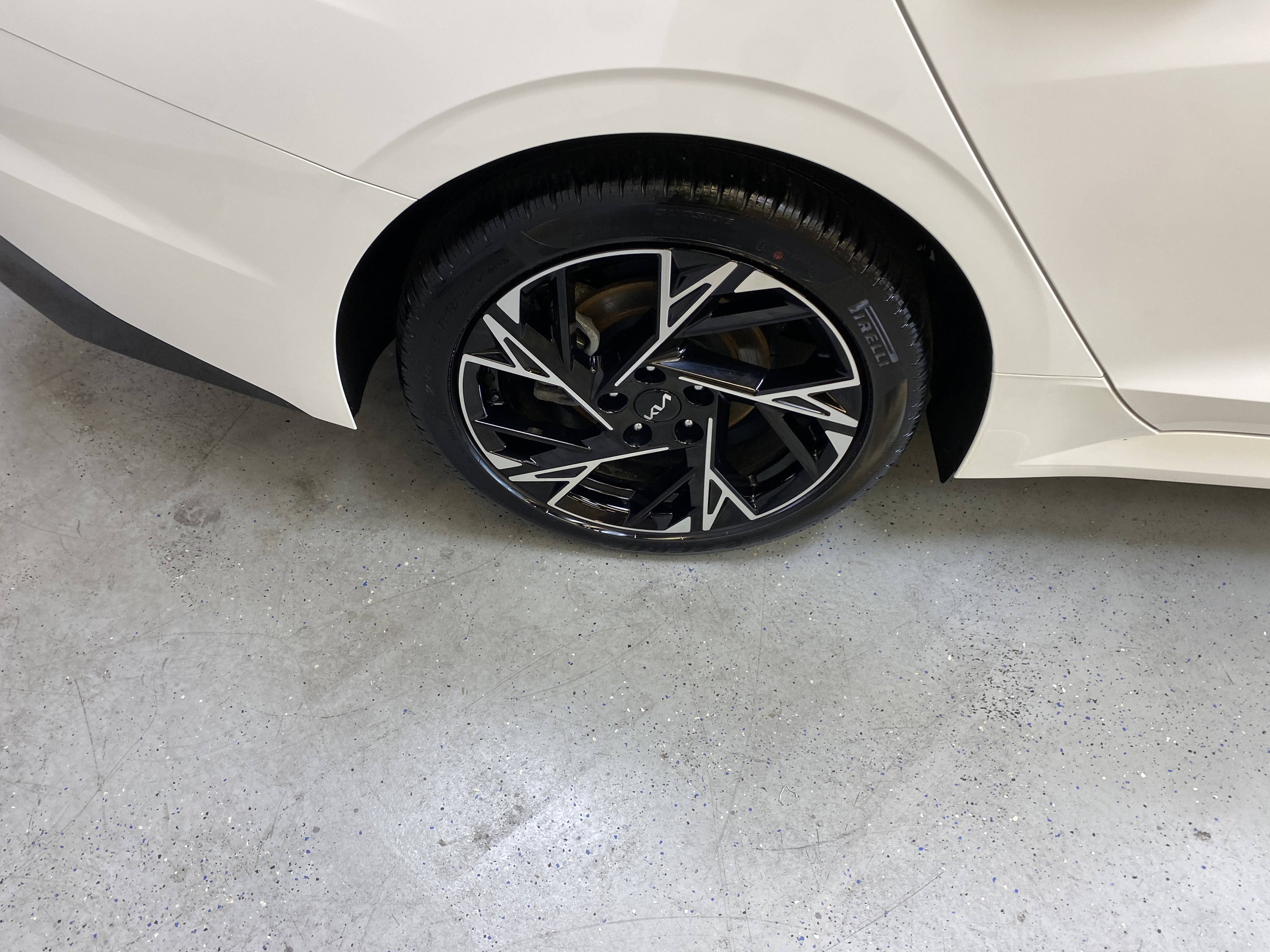 Used 2025 Kia K5 GT-Line w/ GT-Line Premium Package image 13