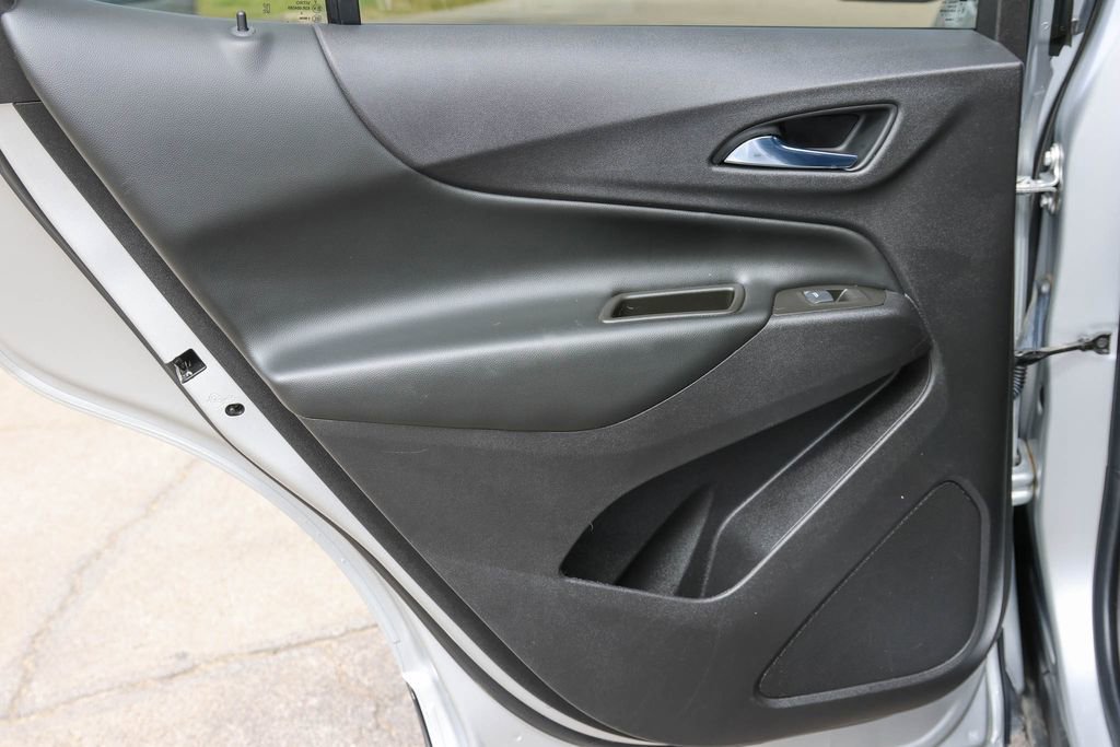 Used 2021 Chevrolet Equinox LT image 12