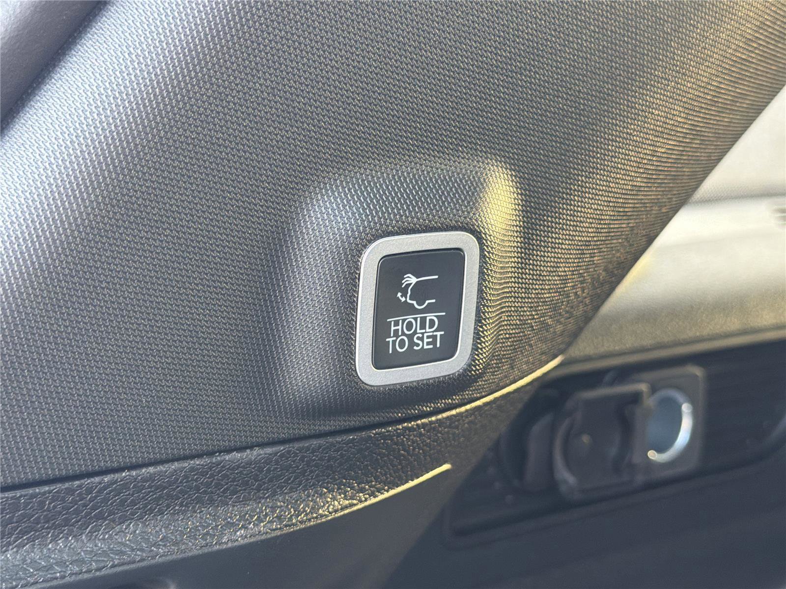 New 2025 Jeep Grand Cherokee Limited w/ Black Appearance Package image 20