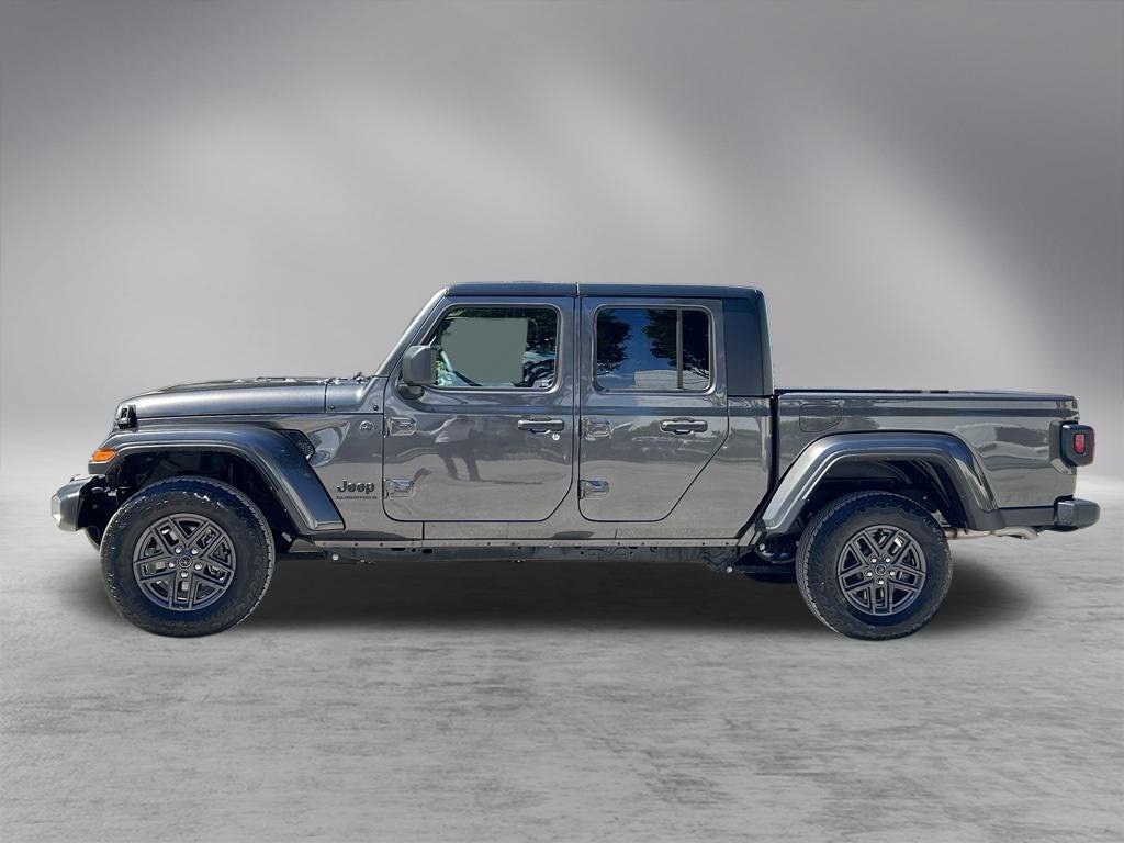 Certified 2025 Jeep Gladiator Sport AWD/4WD image 8