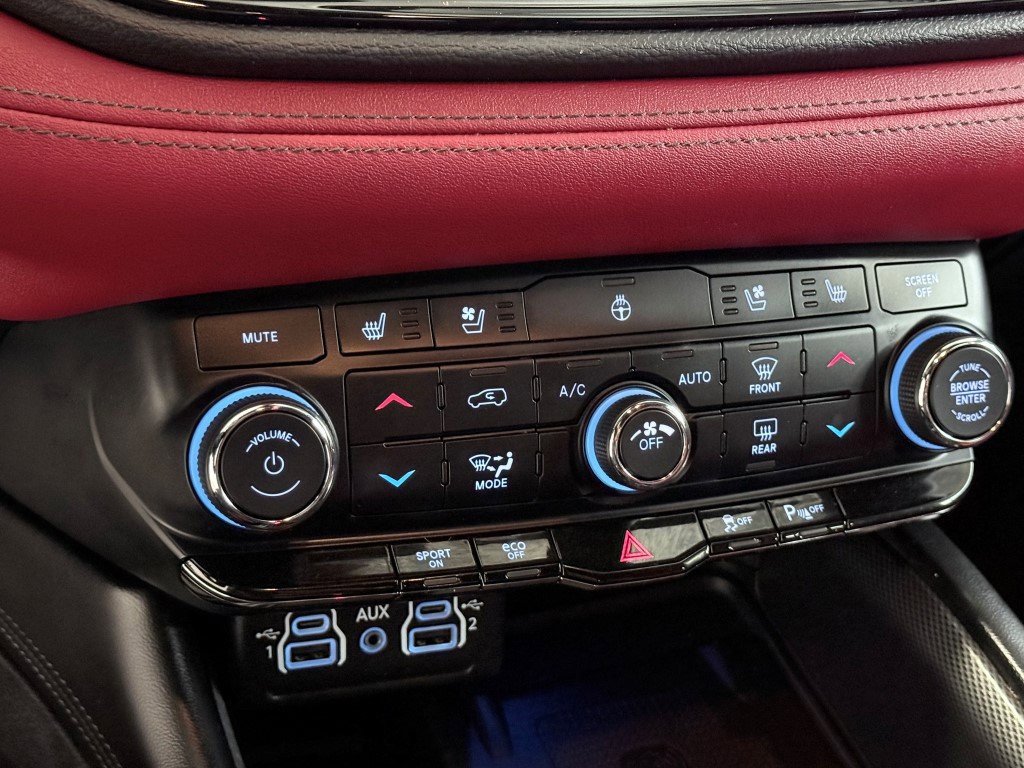 Used 2022 Dodge Durango R/T w/ Blacktop Package image 40