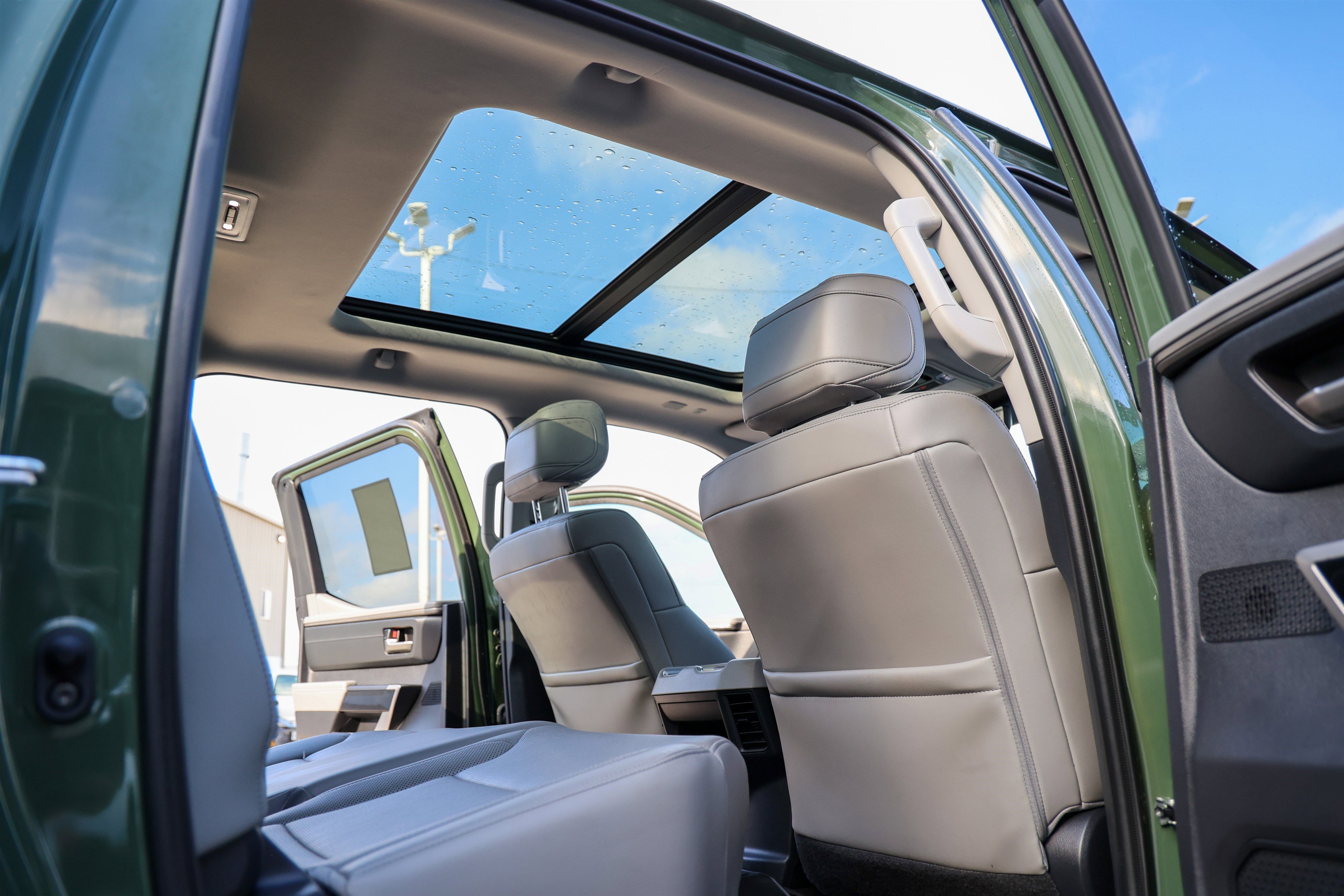 Used 2023 Toyota Tundra Limited image 33