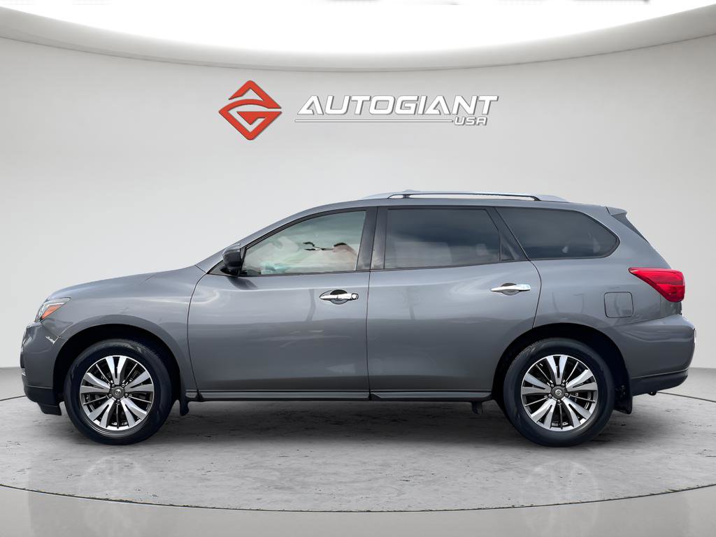 Used 2019 Nissan Pathfinder S image 3