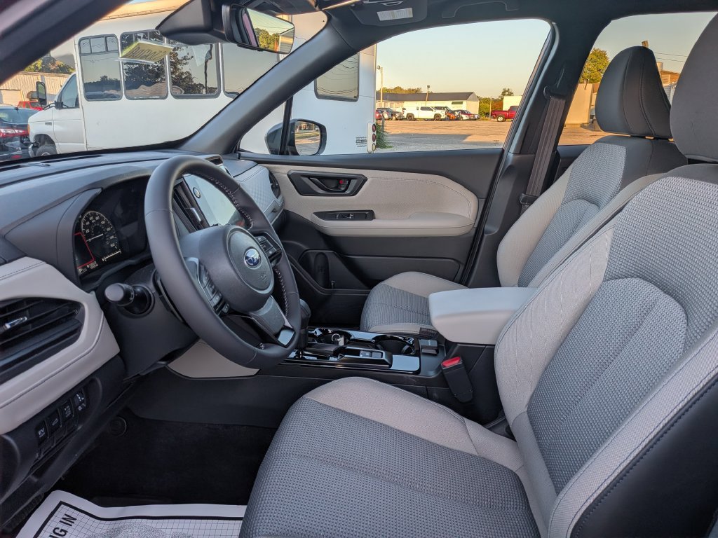 Used 2026 Subaru Forester Premium AWD/4WD image 16