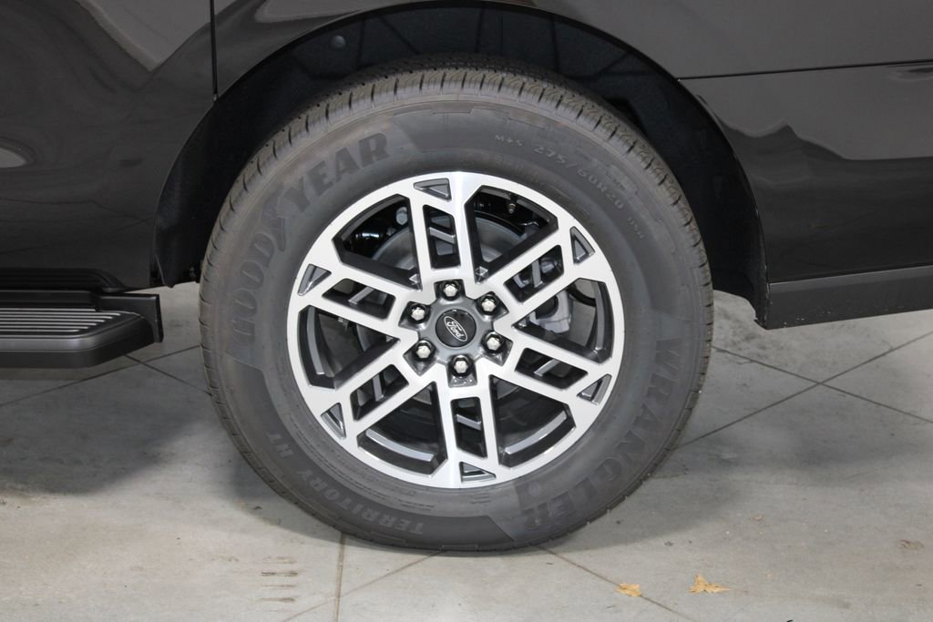 New 2025 Ford Expedition Max Active image 15