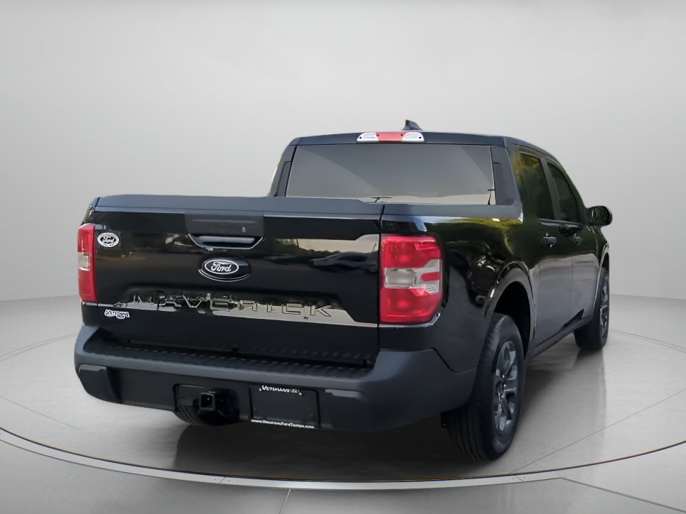 New 2026 Ford Maverick XLT w/ XLT Luxury Package FWD image 29