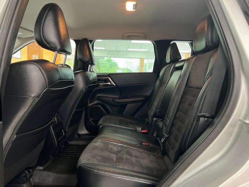 Used 2022 Mitsubishi Outlander SE AWD/4WD image 14