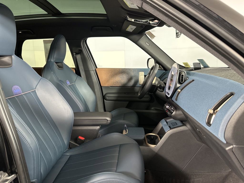 Certified 2025 MINI Cooper Countryman S AWD/4WD image 28