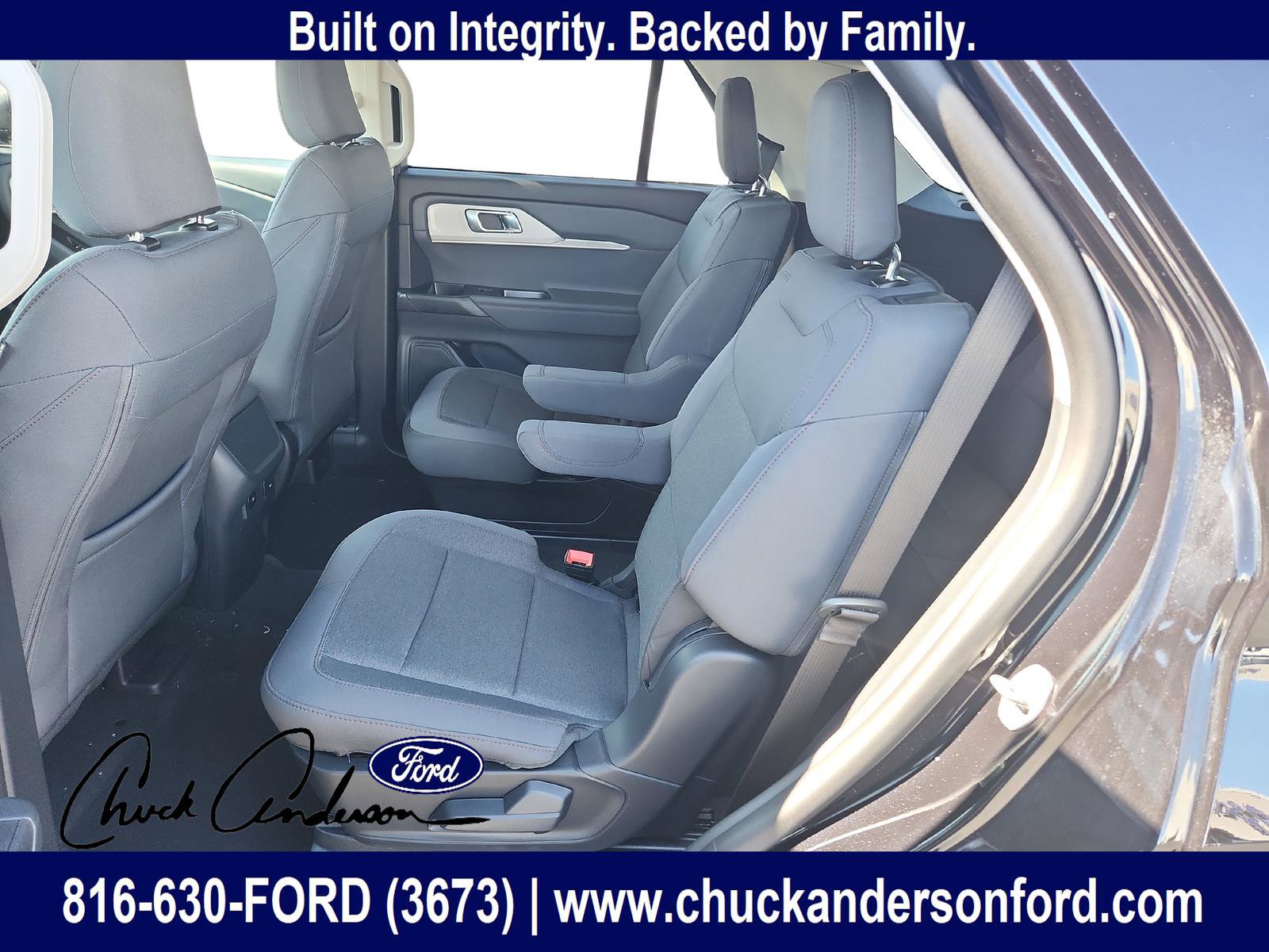 New 2026 Ford Explorer Active AWD/4WD image 23