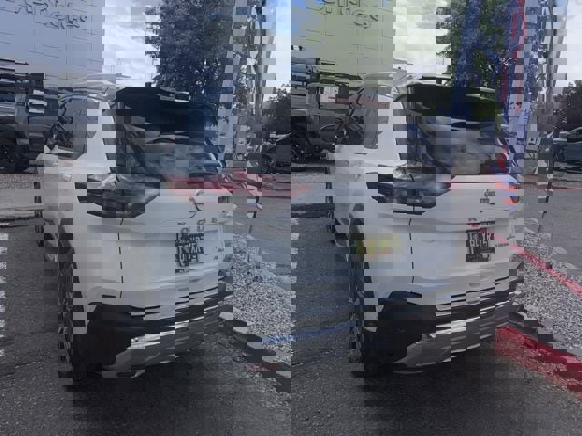 Used 2022 Nissan Rogue Platinum w/ Head-Up Display Package image 14