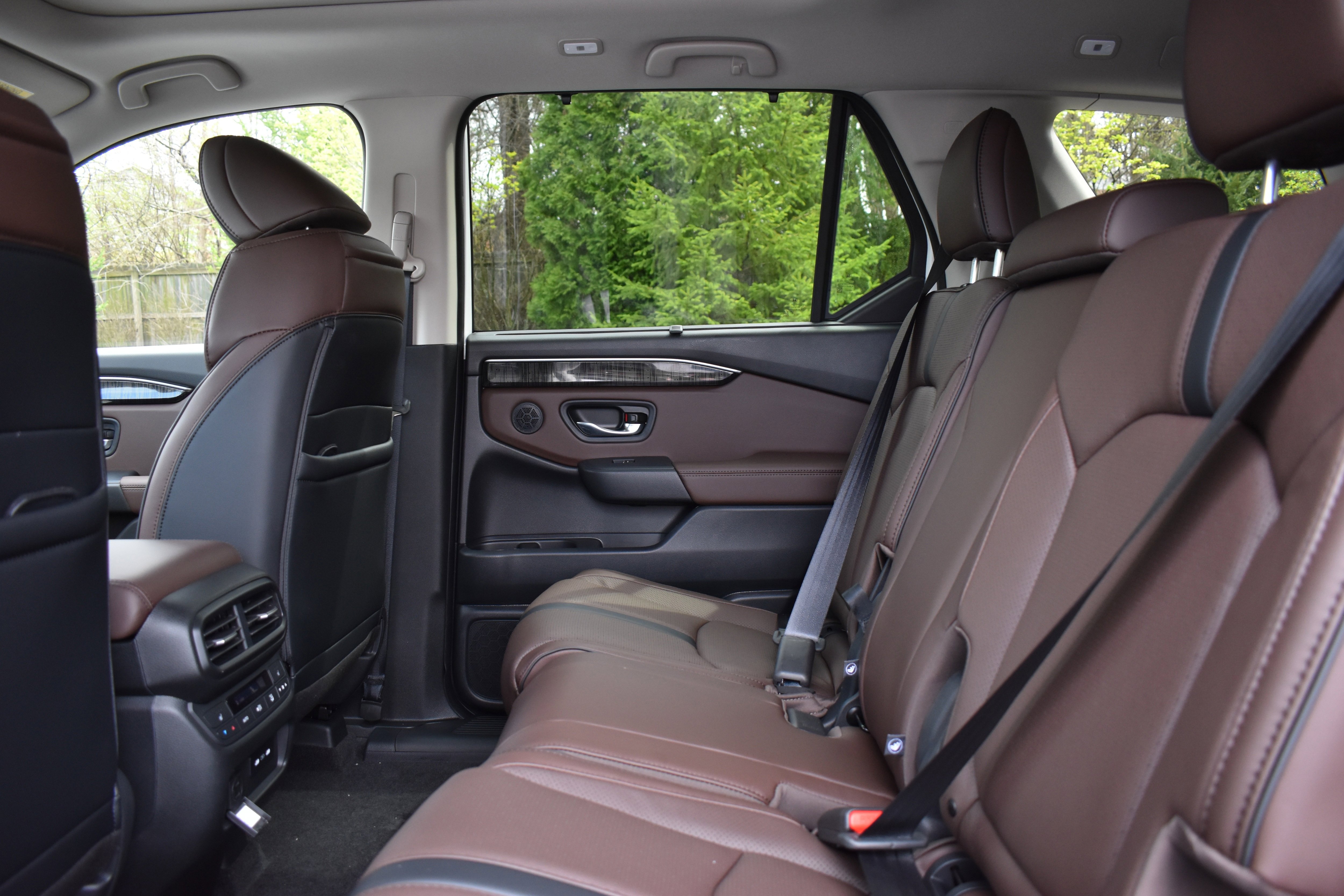 New 2025 Honda Pilot Elite image 14