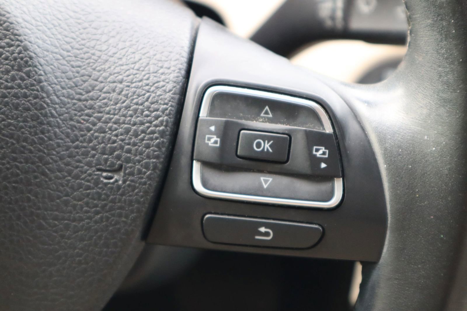 Used 2012 Volkswagen CC Lux Plus image 28
