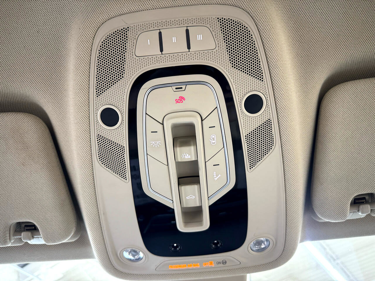 Used 2018 Audi Q7 3.0T Prestige image 31