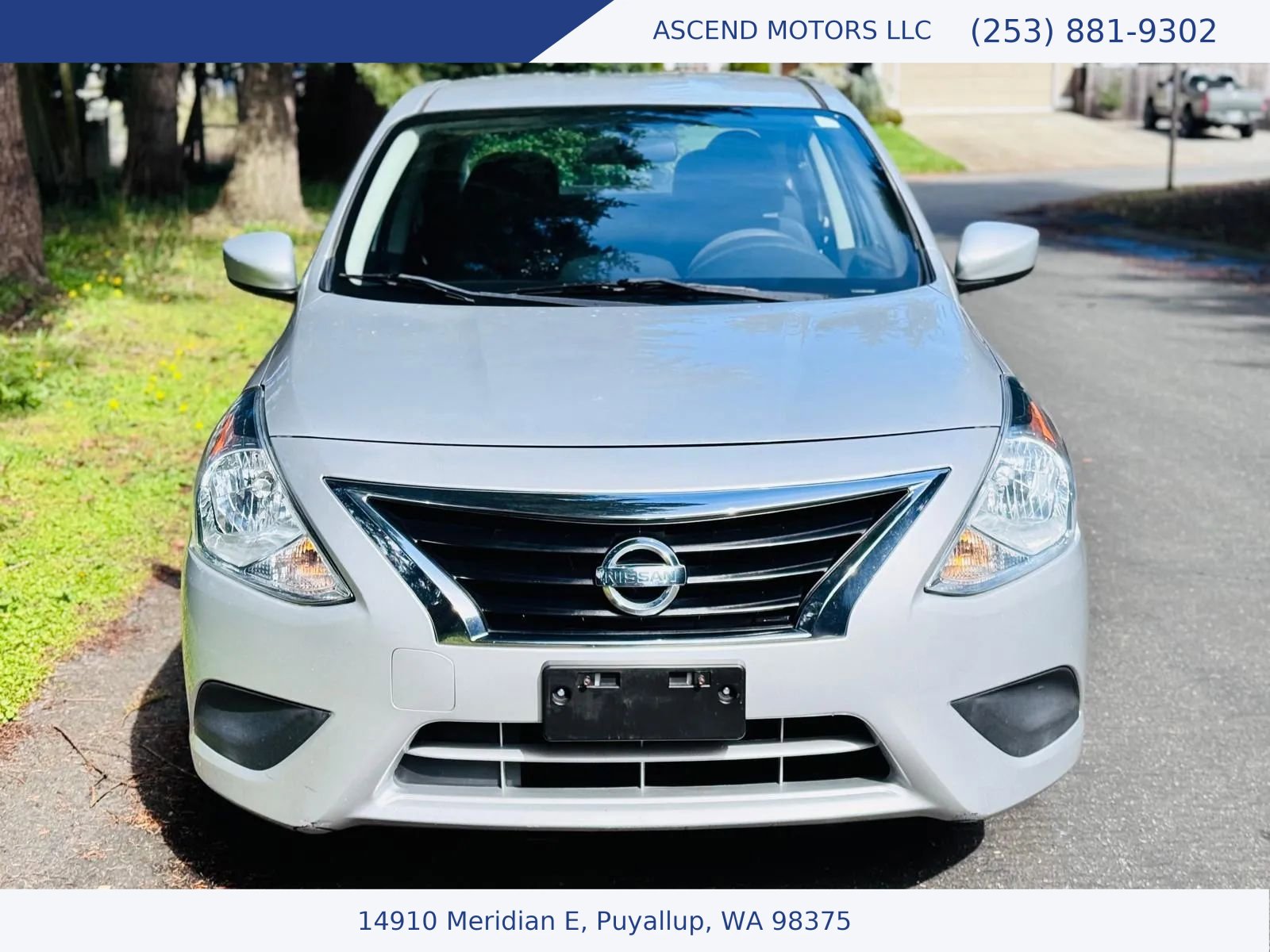 Used 2016 Nissan Versa SV FWD image 8