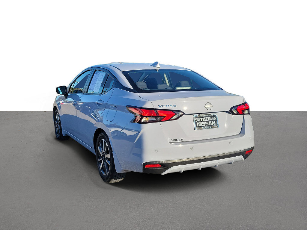 Used 2025 Nissan Versa SV w/ Trunk Package FWD image 4