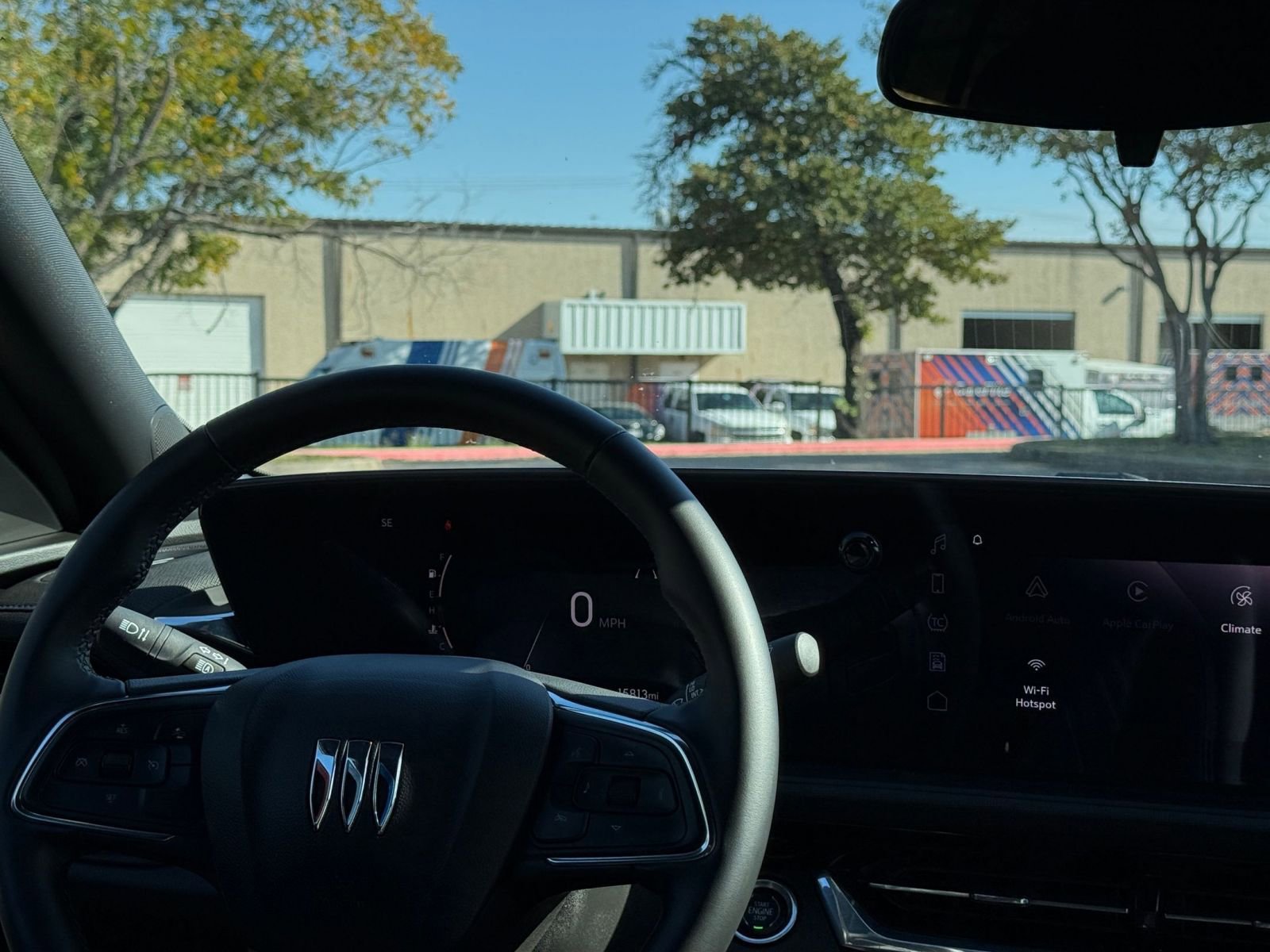 Used 2025 Buick Envista Sport Touring image 34