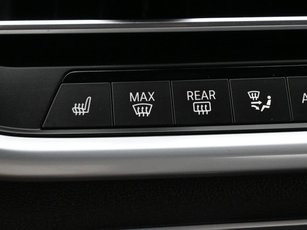 Used 2022 BMW X5 sDrive40i w/ Parking Assistance Package RWD image 13