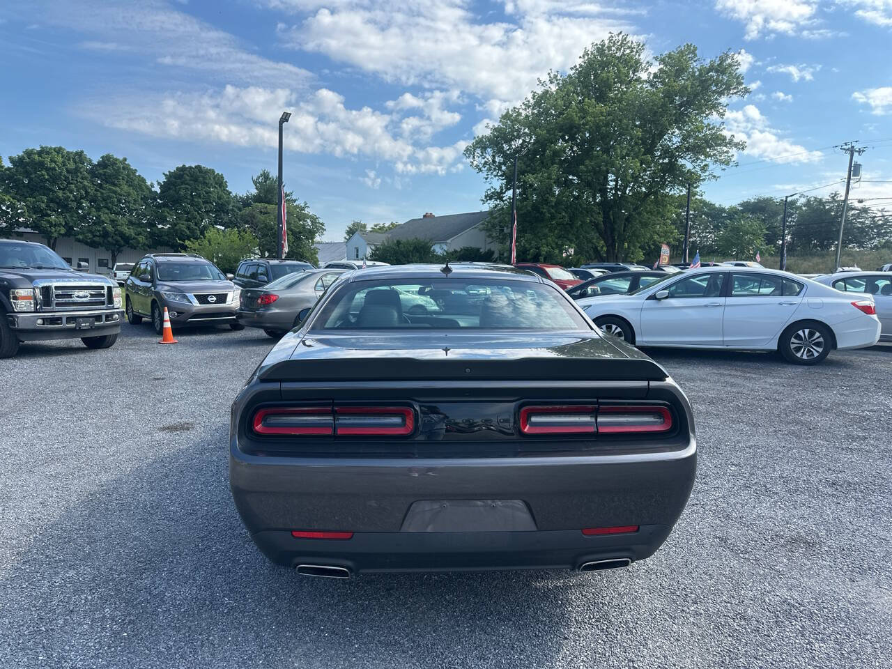 Used 2022 Dodge Challenger SXT w/ Plus Package RWD image 4