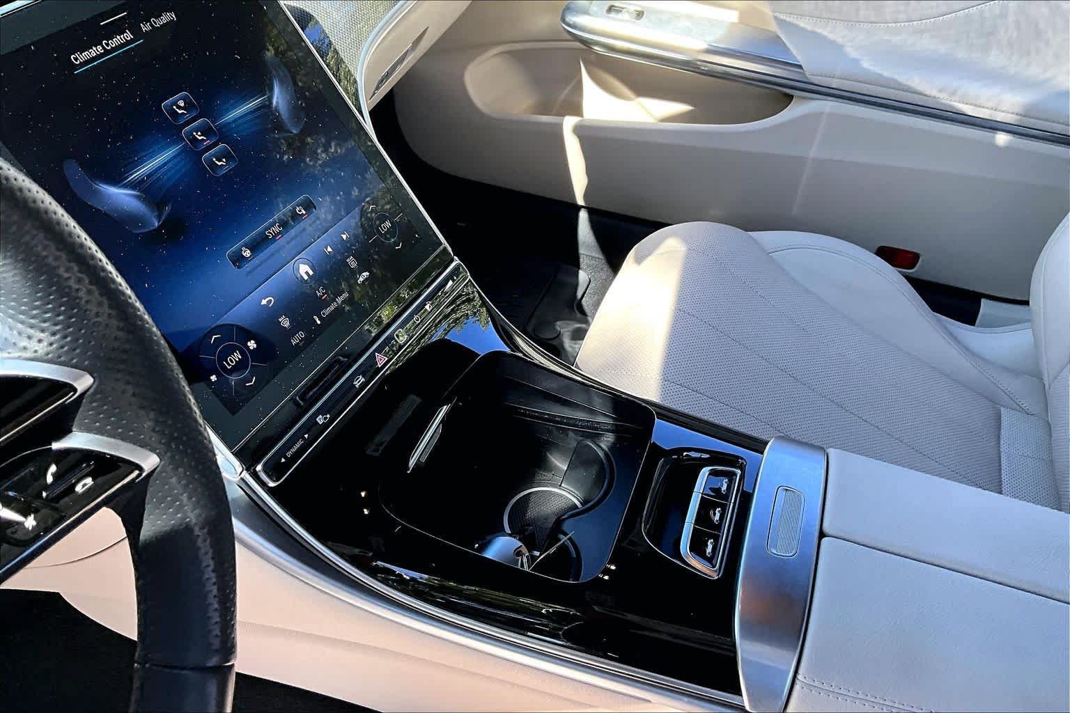 Certified 2024 Mercedes-Benz CLE 450 4MATIC Cabriolet image 13