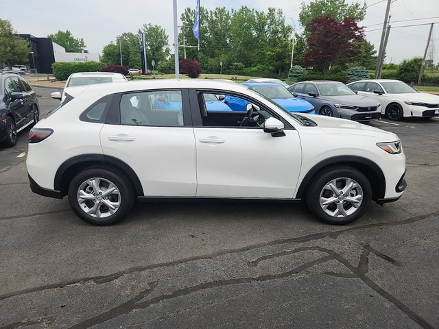 Used 2025 Honda HR-V LX image 7