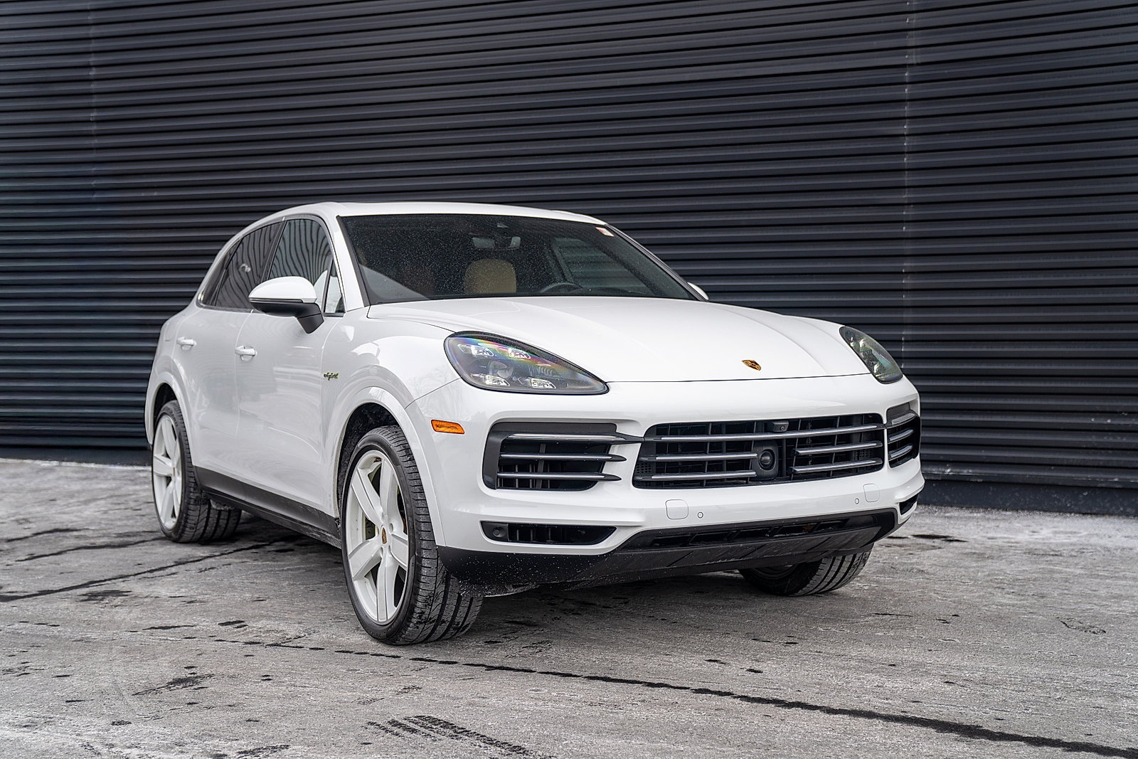 Certified 2022 Porsche Cayenne E-Hybrid image 27
