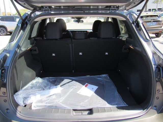 New 2026 Nissan Kicks SV w/ SV Premium Package FWD image 5
