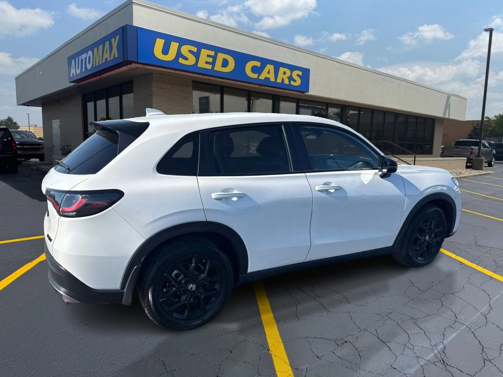 Used 2024 Honda HR-V Sport image 5