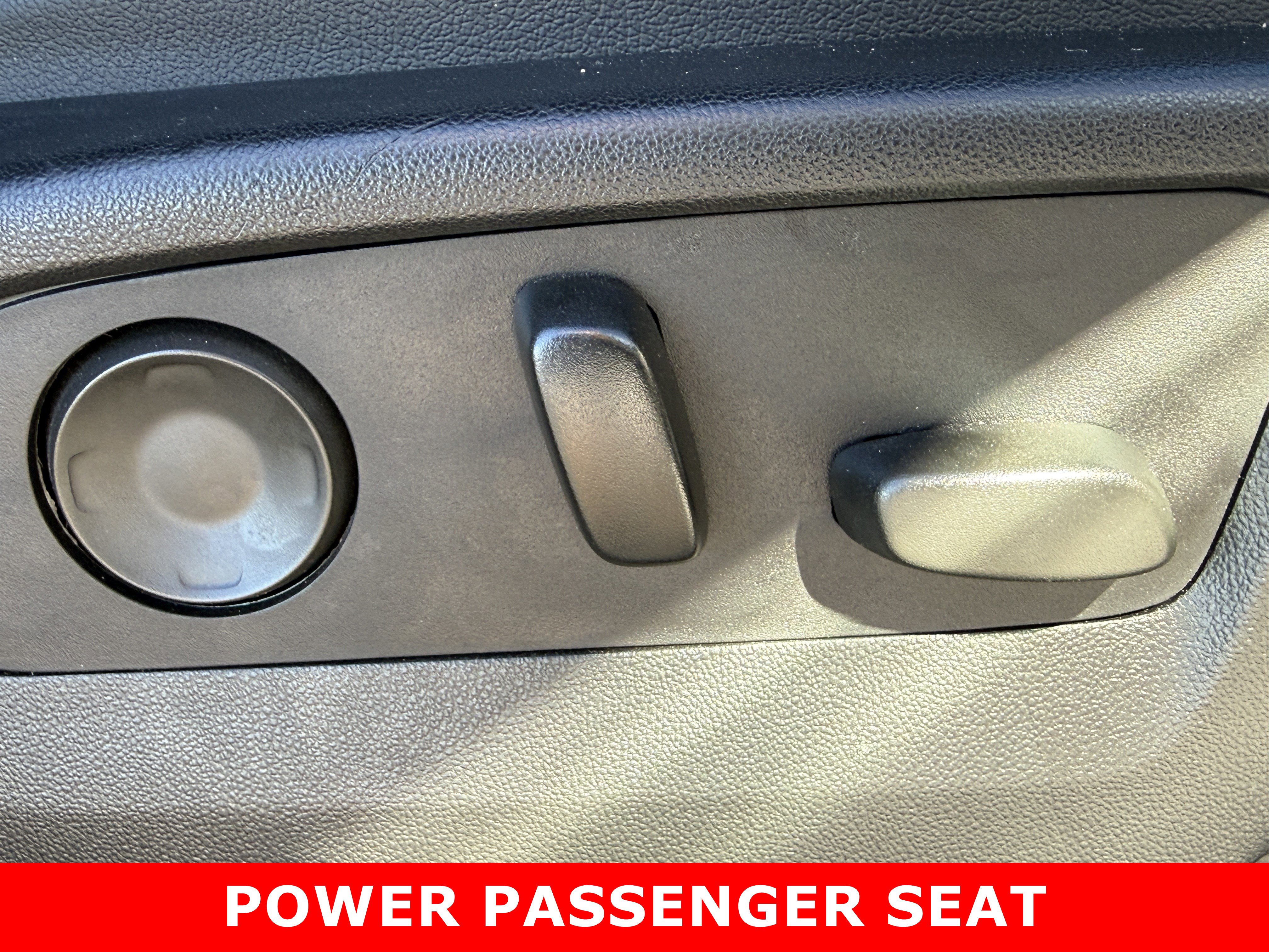 Used 2021 Chevrolet Suburban Premier image 18