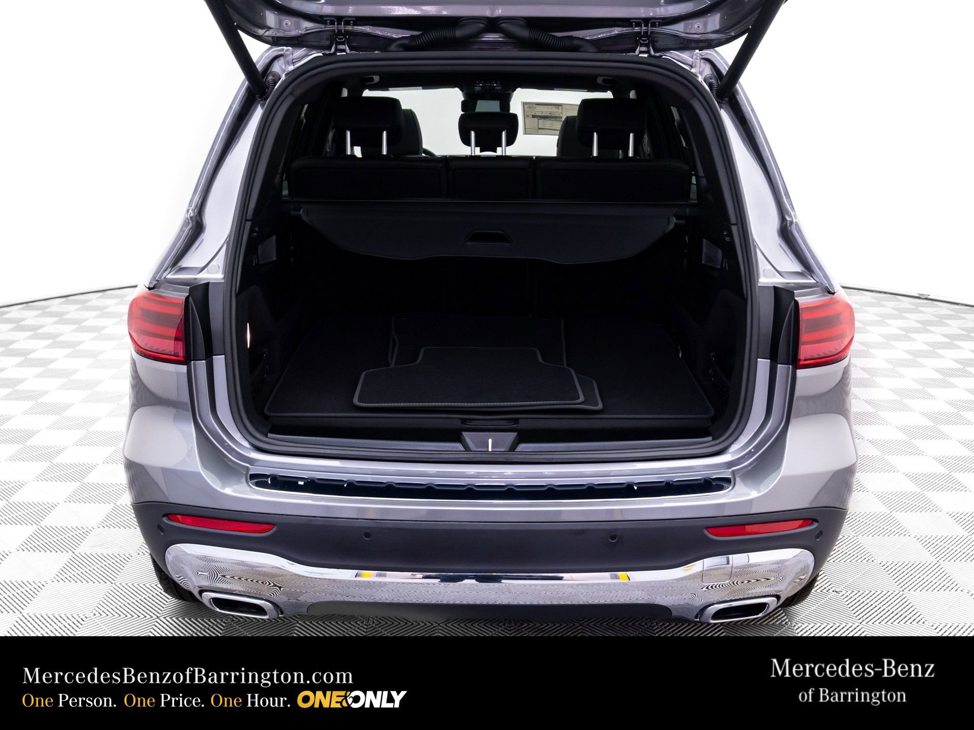 New 2026 Mercedes-Benz GLB 250 4MATIC image 34