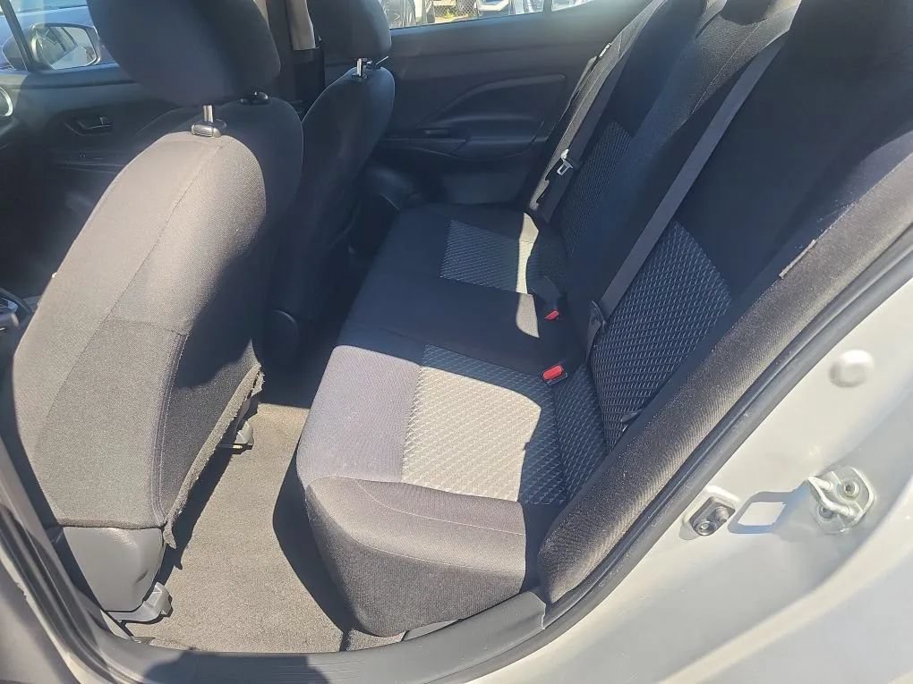 Used 2021 Nissan Versa S FWD image 18